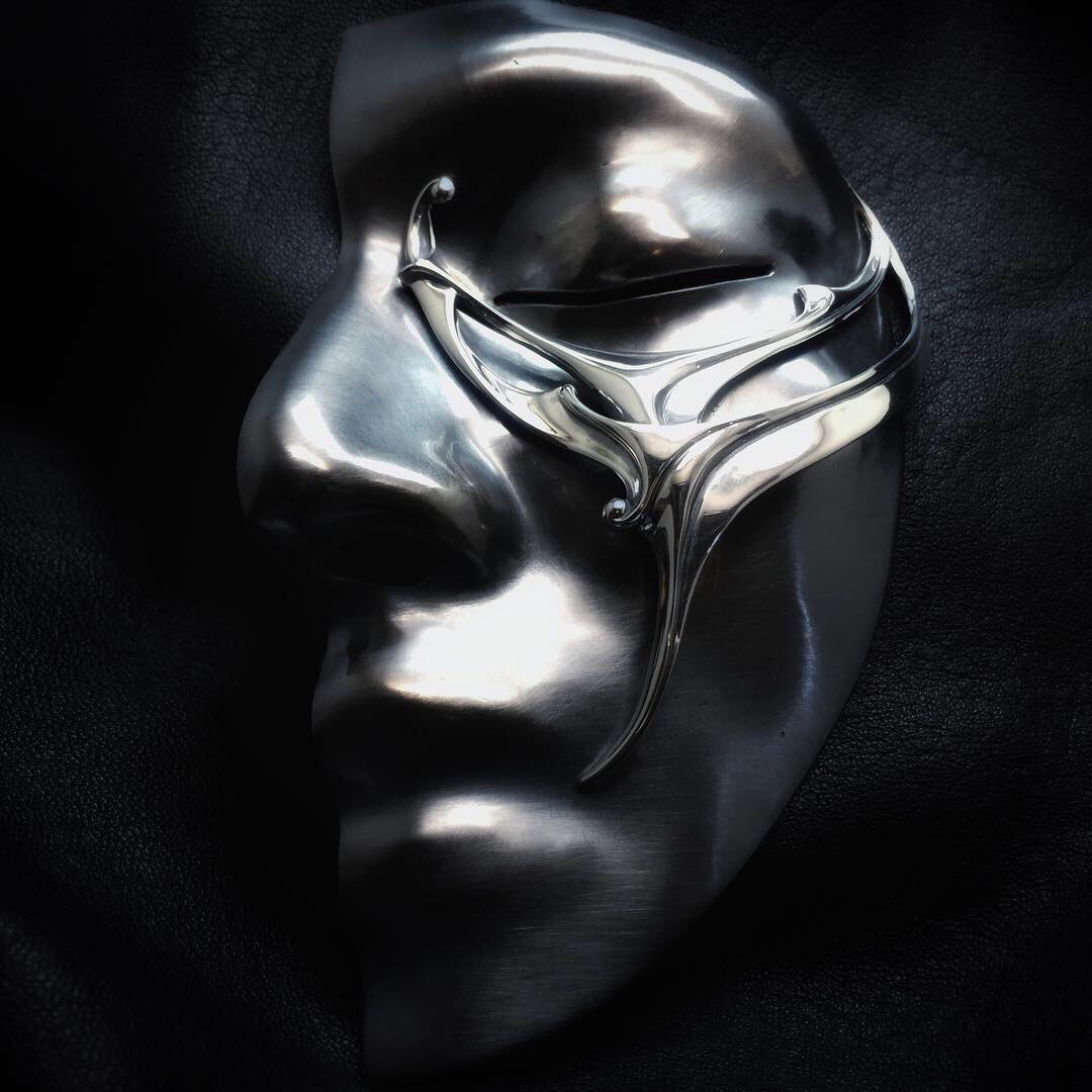 Ability_Normal's tweet image. process of making a mask.
#making #wax #waxmodel #waxcarving #silver #silverjewelry #sterlingsilver