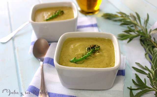 Bimi_ES's tweet photo. ¿No tienes mucho tiempo para cocinar durante la semana? Prueba a cocinar esta sencilla receta de crema de bimi de Julia y sus Recetas. ¡Ideal para llenar el tupper que te levas al trabajo! 😋 👉https://t.co/A5JfizQpxg👈 https://t.co/KaEVJFthv7