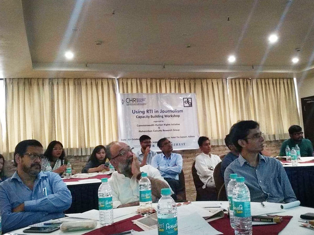 CHRI_INT's tweet photo. After a successful session yesterday with senior editors and reporters from @ttindia and the @AhaKiAnanda Group, today we are conducting our 2nd workshop for around 20 senior journalists from the North-east, Odisha and West Bengal in the Use of #RTI in journalism. #CHRIworkshop. https://t.co/uOeaG5gzGq