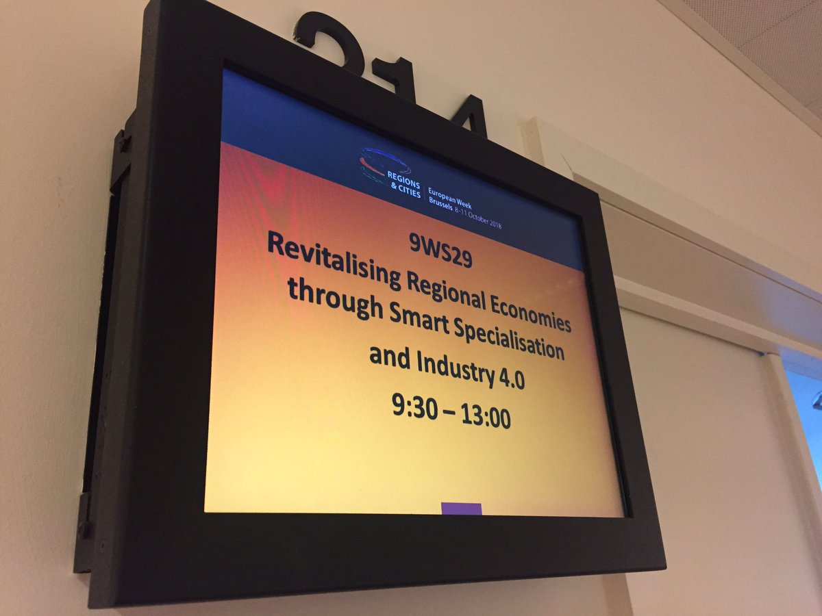 Anastasi_ia's tweet photo. @M_Barzotto @PRT1969 @SmartSpecRSA @regstud @RSAEurope Great panel & discussion chaired by @PRT1969 & supported by @M_Barzotto with great session colleagues on #smartspec routes,implementation to specific example in #slovenia #EURegionsWeek @RSAEurope #regdev https://t.co/hfvtFpxs28