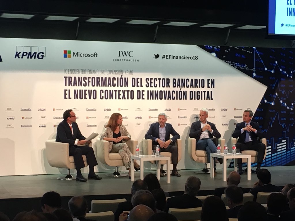 El 70% de la plantilla de <a href="/openbank_es/">Openbank</a> es de tecnología y operaciones y trabaja en equipos diversos para encontrar soluciones a los clientes -Ezequiel Szafir, CEO de <a href="/openbank_es/">Openbank</a> #EFinanciero18