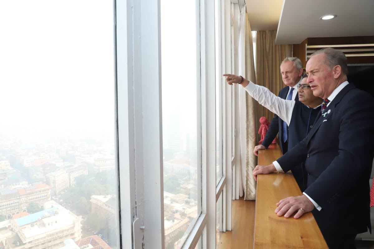 citylordmayor's tweet photo. More shots of my visit to @BSEIndia this morning with my delegation. Had a constructive meeting with CEO @ashishchauhan and Chairman Sethurathnam Ravi. https://t.co/7BrkoWuTfX