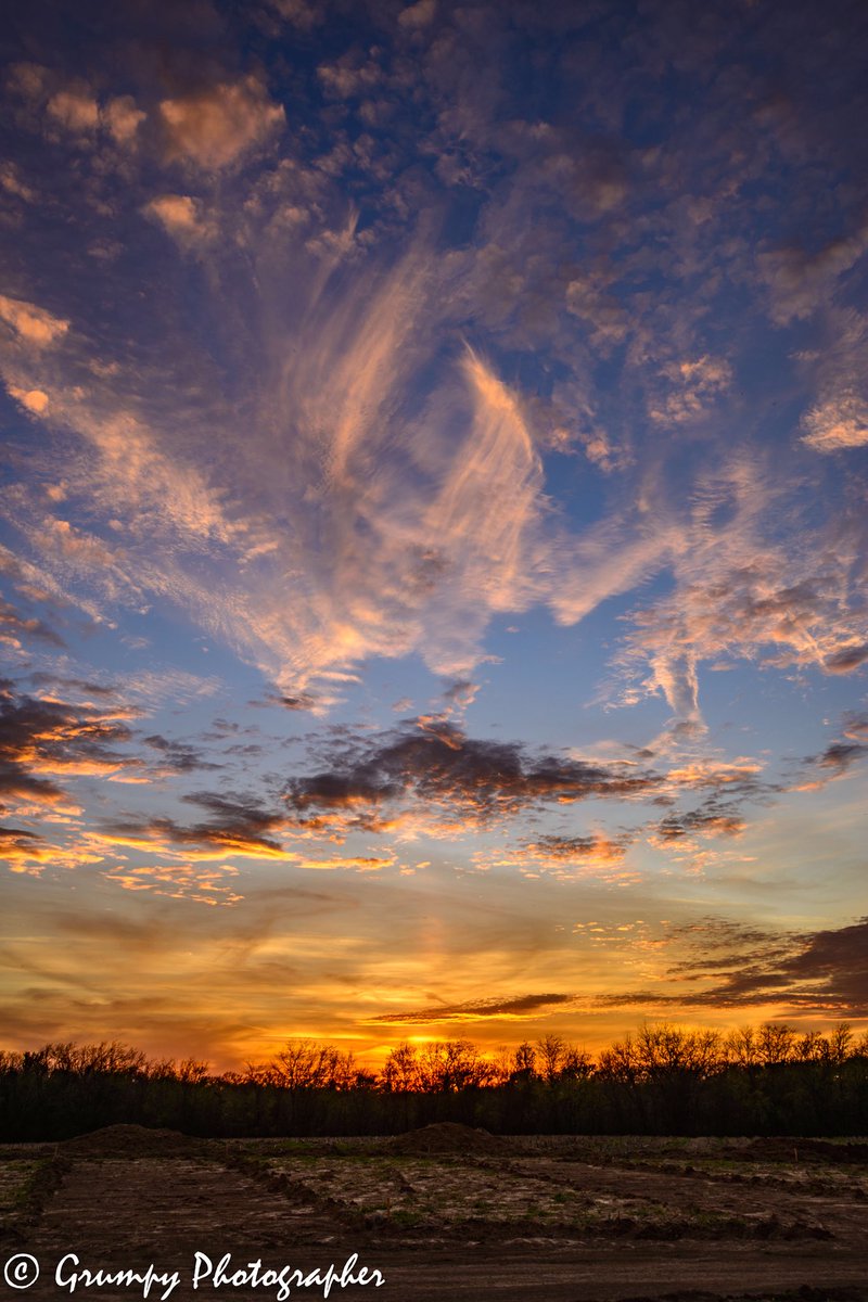 #Sunset, Pilot Point, Texas. #Texas #TexasSunsets #StormHour