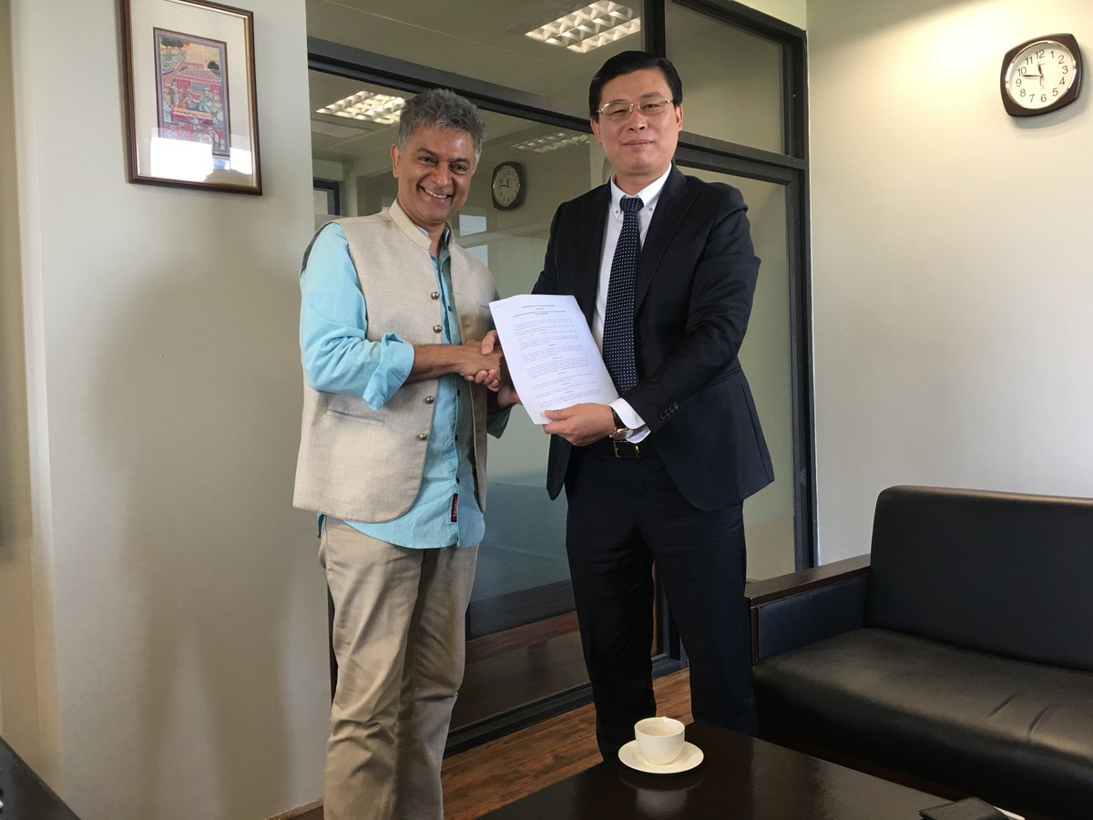 SDSB_LUMS's tweet photo. Dr. Alnoor Bhimani, Honorary Dean of SDSB met with Mr. Alex Pan, Chairman of the Longer Development Pvt. Ltd., which is an Investment Consultancy for Qingdao Municipal Government of China
https://t.co/7a3WKkhWss

#SDSB #LUMS #LifeAtSDSB #China #CPEC #OBOR #Pakistan https://t.co/JJREs6sv73