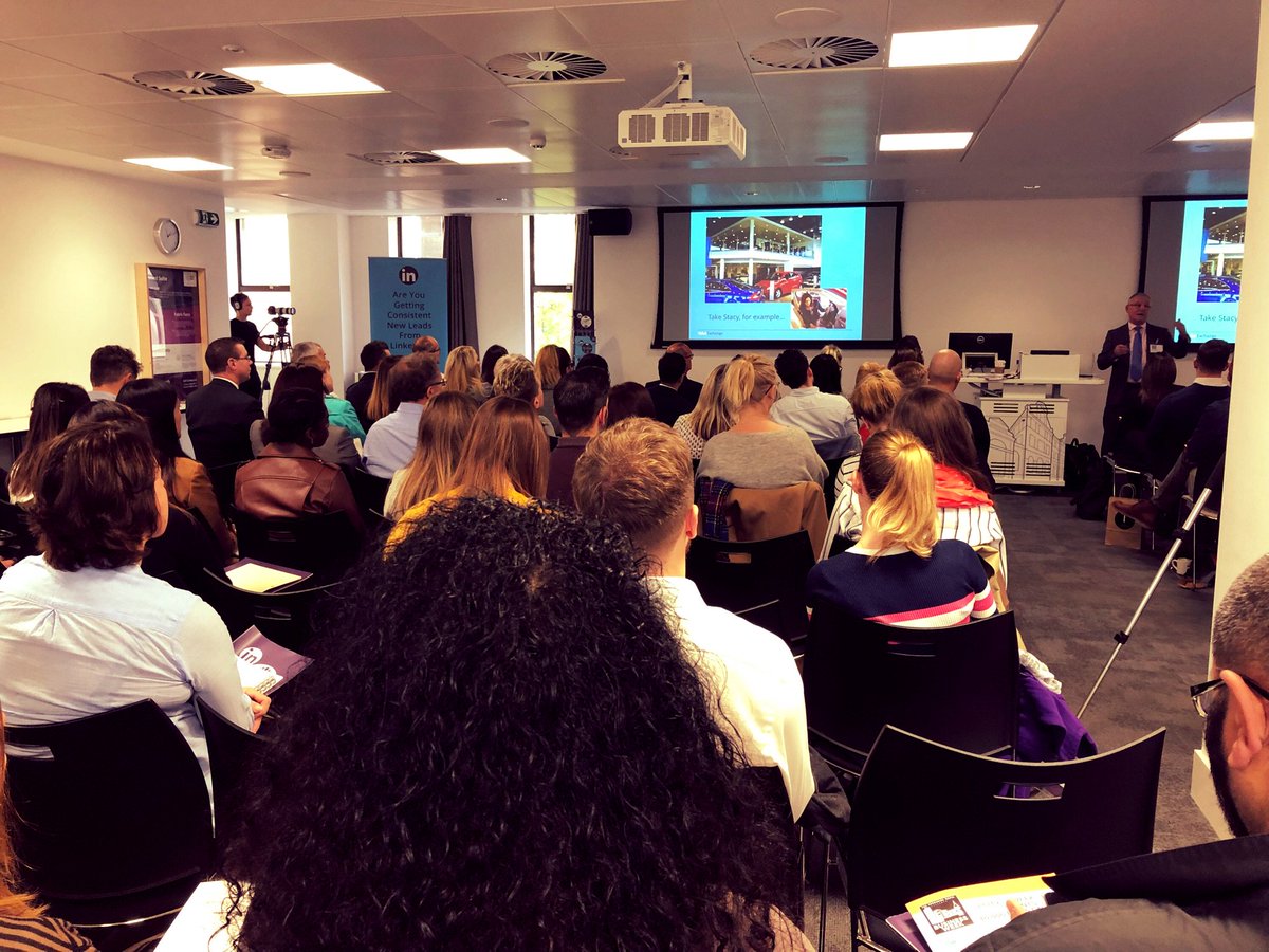 BevicMSL's tweet image. Packed room for the @Linkedin workshop at #LeedsBizWeek