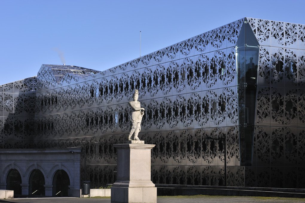NOVABUILD_'s tweet photo. Notre adhérent Xavier Bouanchaud #Forma6 présente son retour d'expérience en façades et couvertures acier à l'occasion de la journée technique de #ConstruirAcier https://t.co/LZhQu06Ccd https://t.co/aRTFR4zj6X