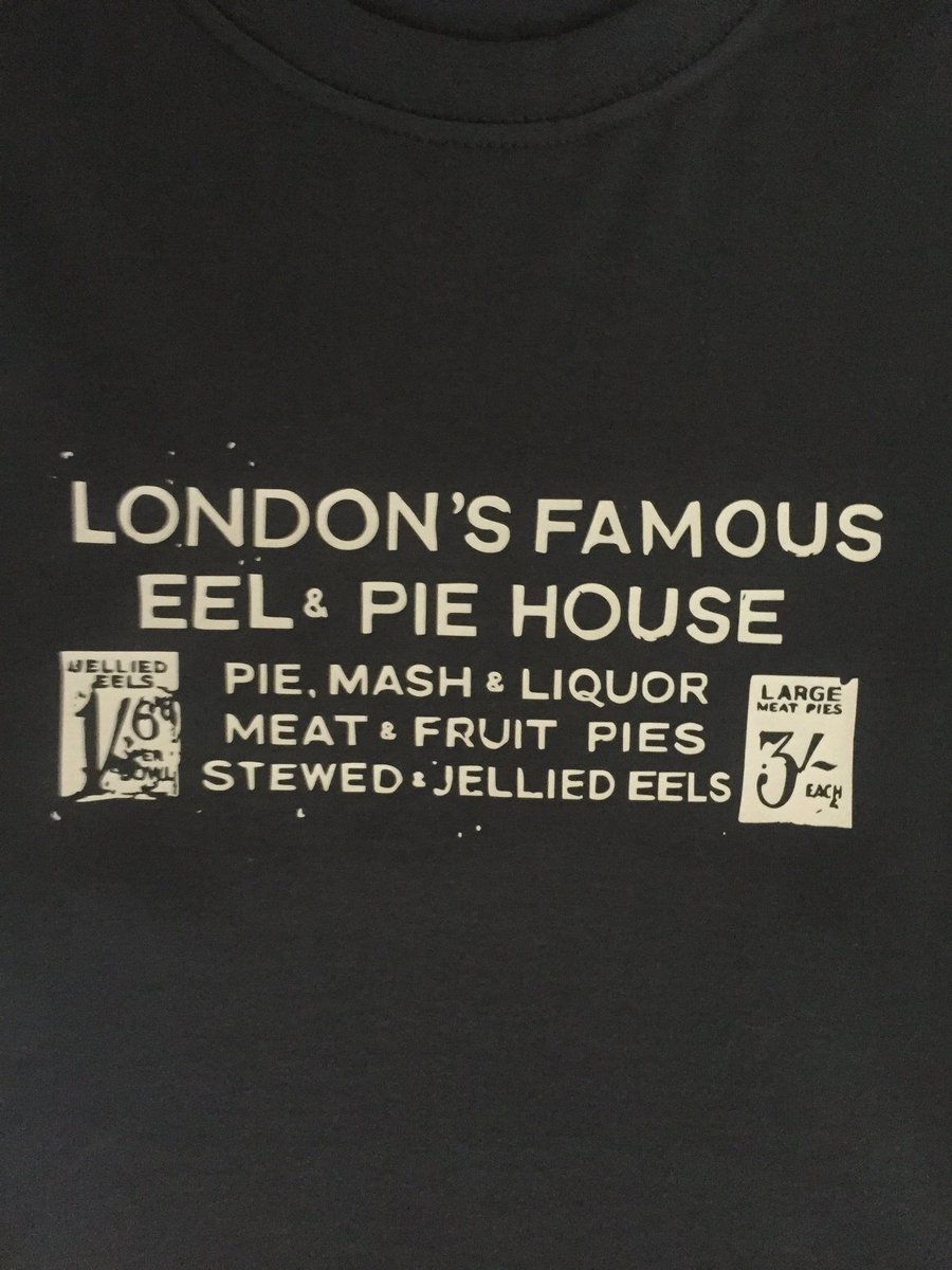 Pie and Mash T Shirt London Vintage Sign Inspiration of the Classic Cockney Dish amazon.co.uk/dp/B07J4V45BH/… #pieandmash #cockney #vintagesign #tshirt #london #History #eastend #food #eels #classicfood #westham #giftforhim #tshirtdesign #oldlondon #jelliedeels