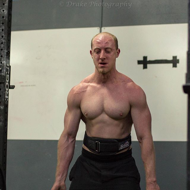 SandiaCrossFit's tweet photo. Trust the process, believe in yourself, and break barriers!
📷: @jbdrake
#workforyoursuccess #learnnewthings #weightliftingmakesyoustrong
.
.
.
.
.
.
.
.
.
#crossfit #weightlifting #powerlifting #crossfitlovers #transformationtuesday #mindbody #fit #f… https://t.co/x2vkoXtHdZ https://t.co/17vff51Jlq