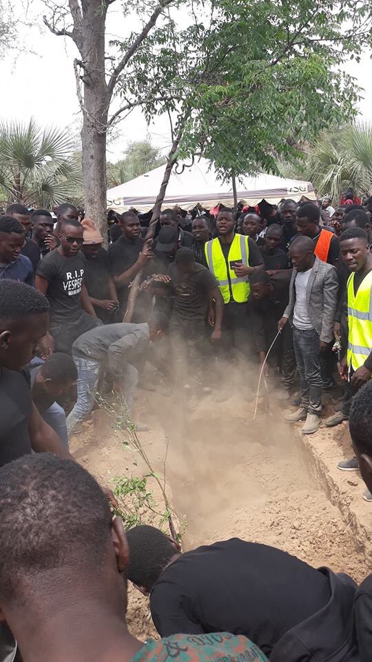 iambryo's tweet image. This is so sad, finally put to rest just like that....😭💔
Rest In Peace Vespers. 
#JusticeForVerspers #RIPVespers