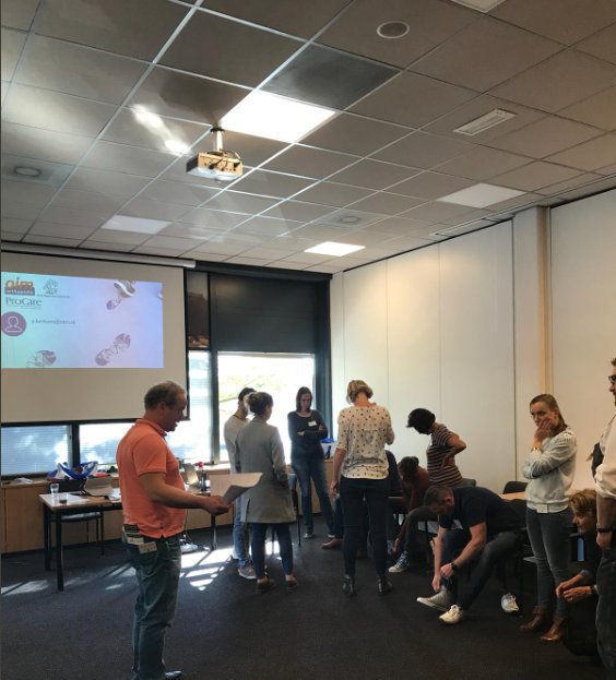 Enthousiaste deelnemers bij  workshop "precision orthotics" op het <a href="/ispo_nl/">ISPO NL</a> jaarcongres vrijdag. Yvette Kerkum gaf met Lysanne de Jong van <a href="/movingresearch/">Sint Maartenskliniek Research</a> een workshop over #gangbeeldanalyse bij het aanpassen en evalueren van #orthesen. #revalidatie #gangbeeld #congres