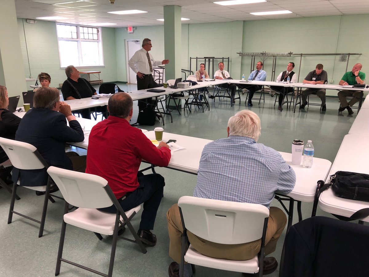 McCullough_WK's tweet photo. Southwestern transportation managers meeting this morning discussing best practices related to safe and efficient transportation of students in southwestern Pa. This is a group of highly professional and dedicated leaders.  PASBO proud! https://t.co/Ic8966kcl7