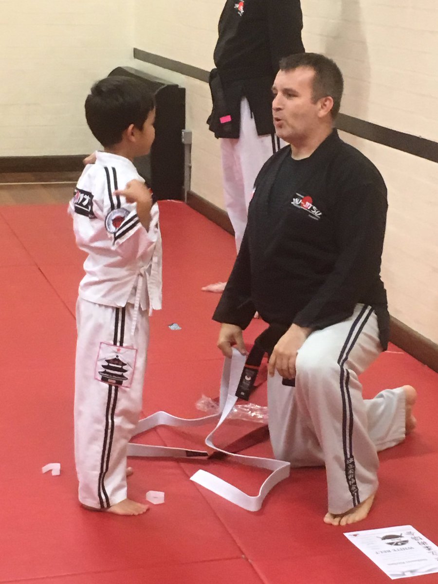 IJJA_UK's tweet photo. Awesome week last week for gradings at both the Barrow club and Kendal club. #dedication #JiuJitsu #gradings https://t.co/bhBtyBibmq