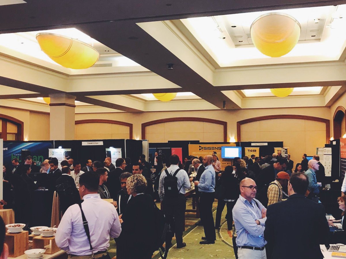 CoriniumGlobal's tweet image. We&apos;ve got a full house here at CAO Fall this year! Quick break and then back to more analytics! #CAOFall #FallIntoAnalytics #ChiefAnalyticsOfficer #Fall #BigData #Analytics #Day2 #MainConference #Boston