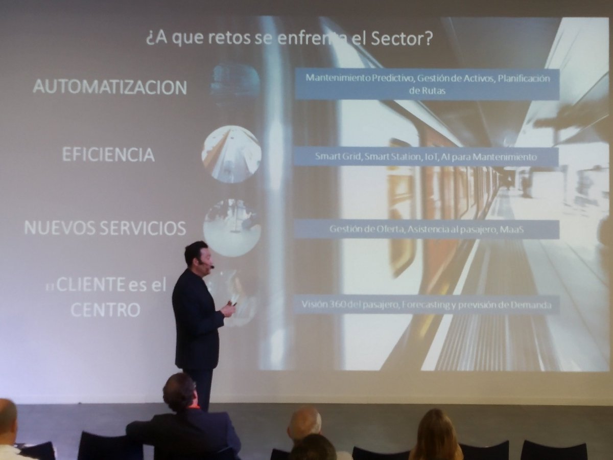 SmartTrain3's tweet photo. El sector ferroviario se enfrenta a retos como la automatización, la eficiencia, la creación de nuevos servicios o hacer que el cliente sea el centro. @SASanalytics @SASsoftware presenta soluciones ante estos retos #SmartTrain @exeforum1 @EurogestionCeI @sngular https://t.co/cjFVnnfmy4