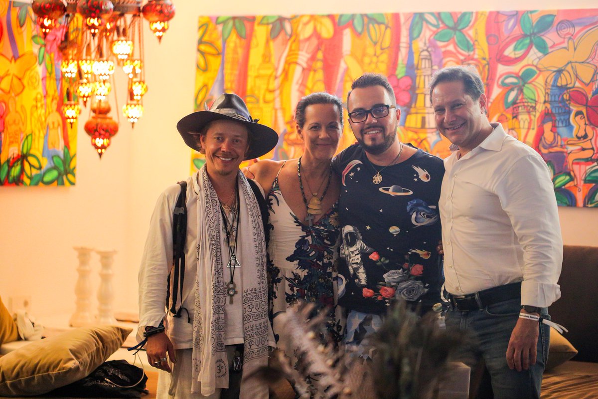 Enjoying the aftermath of ZeroPoint Session with its founder Jackie Hart, Miguel Francis of The Future is Now Film, Brock Pierce of Blockchain Capital and James Diorio of Porphyry!
#futuramaibiza #futuramablockchain #futuramasummit #Ibiza #blockchain #blockchainsummit