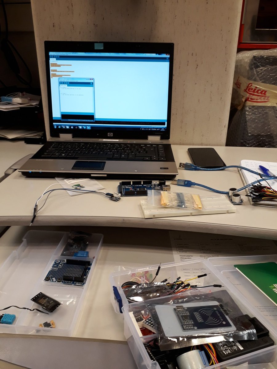 gadeammm's tweet image. No se nos ocurre mejor manera de celebrar el día de #AdaLovelace que haciendo lo que todos los dias: #Programar #AdaLovelaceDay #DiadeAdaLovelace #Programacion