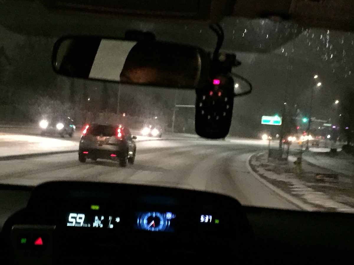 verenanz's tweet image. On my way to #OpenEd18 from #YYC where I am hoping the weather is a bit warmer ? At least no snow ❄️?