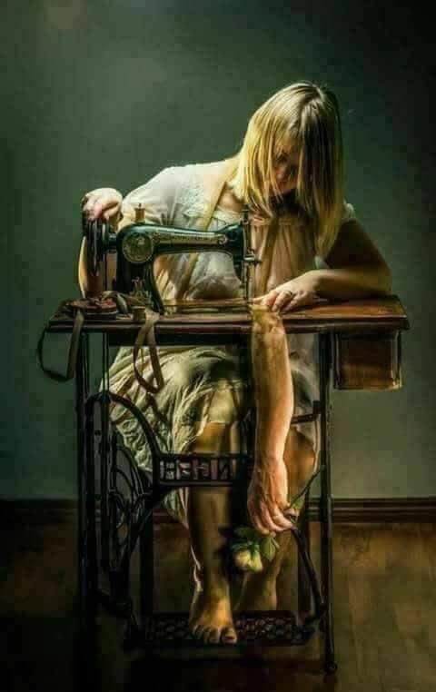 خيطلك.                 
بشـــــر تفصـــال

بعض
الناس مــو ثوبــك 😊