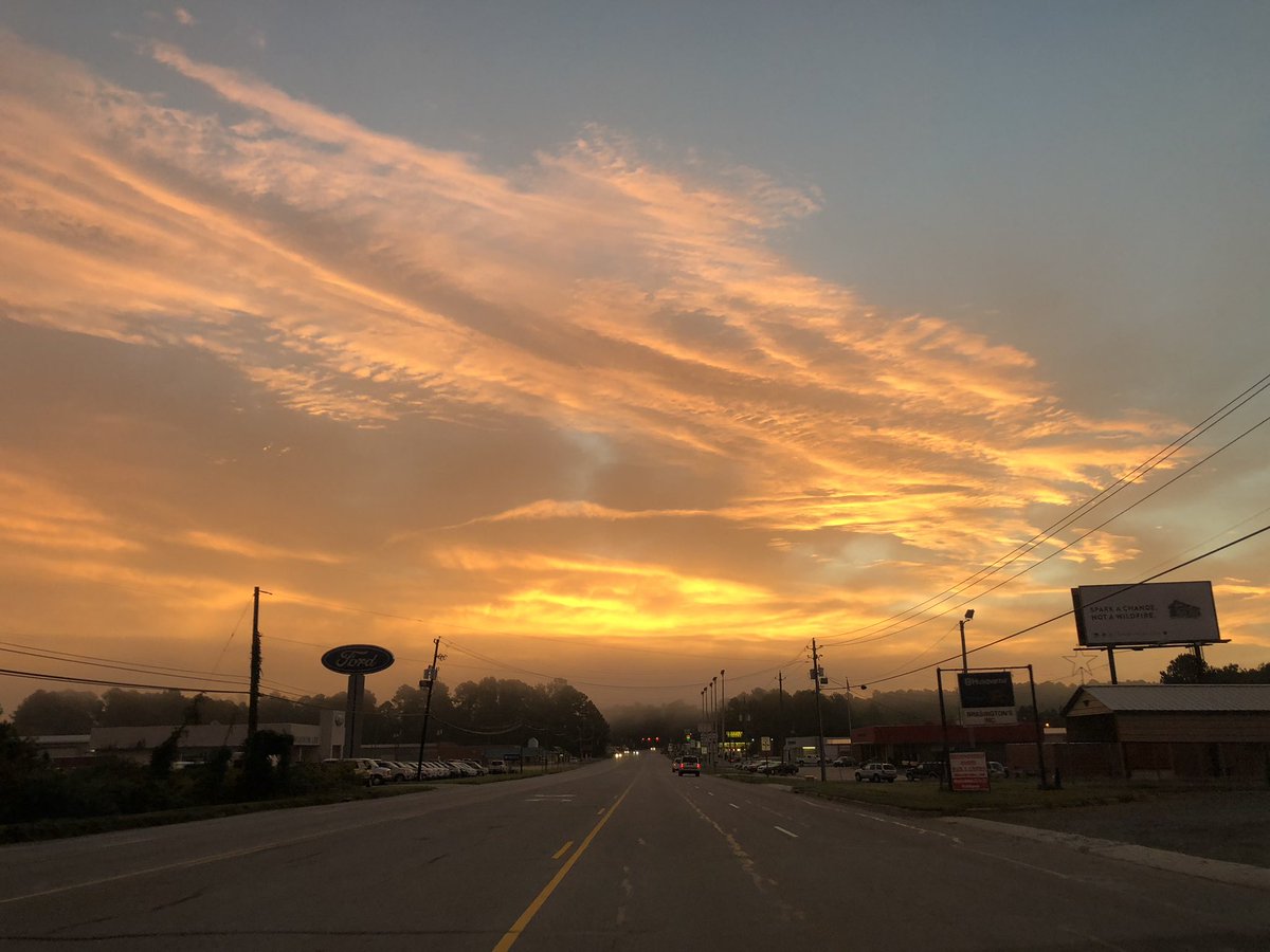 MikeHelms4HIM's tweet photo. “The heavens declare the glory of God, and the sky above proclaims his handiwork.” Psalms 19:1 https://t.co/3bHoclfHkf
