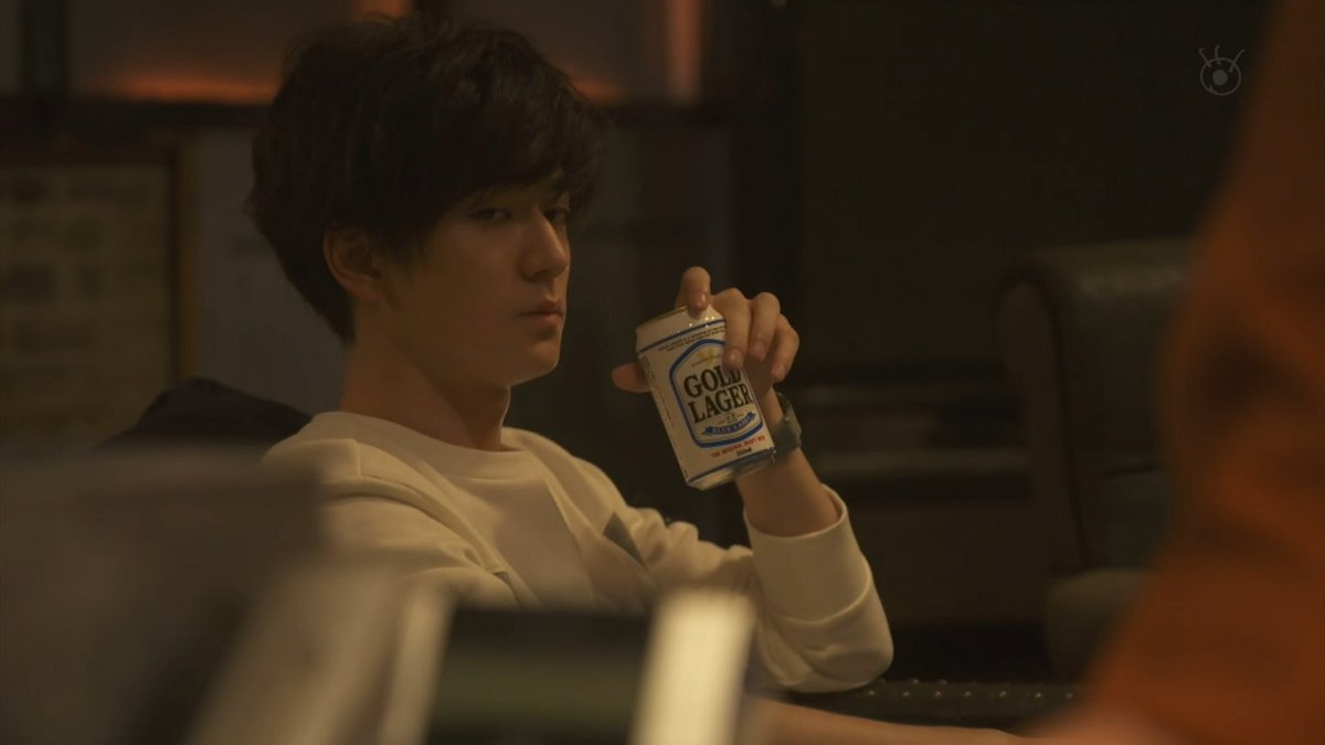 ひぞっこ ドラマスーツ で 鈴木大貴 中島裕翔 が飲んでいた缶ビール Gold Lager これ Nhkのドラマ 植物男子ベランダー で男 田口トモロヲ が飲んでいた缶ビールと同じ銘柄ですね フジとnhk ベランダ一 でドラマ専用ビールがカブるっていうのは ひぞっこ ドラマスーツ で 鈴木大貴 中島裕翔 が飲んでいた缶ビール Gold Lager これ Nhkのドラマ 植物男子ベランダー で男 田口トモロヲ が飲んでいた缶ビールと同じ銘柄ですね フジとnhk ベランダ一 でドラマ専用ビールがカブるっていうのは