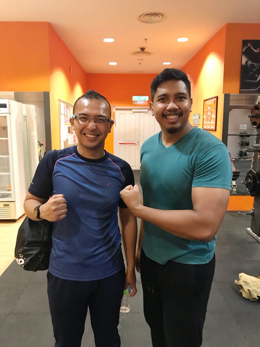 Another session with my coach @zaxxshoxx 

This is all for my preparation for my first FM next month.

#StrengthExercise