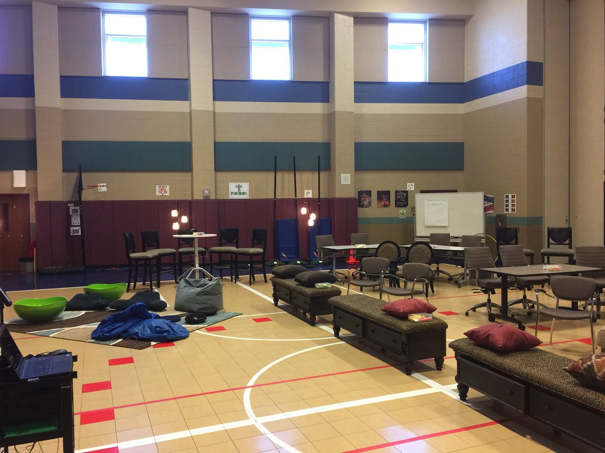 DanielA28767366's tweet photo. #HumbleISDJOY Ready for PD and the staff experiencing flexible seating https://t.co/diO5irhe97