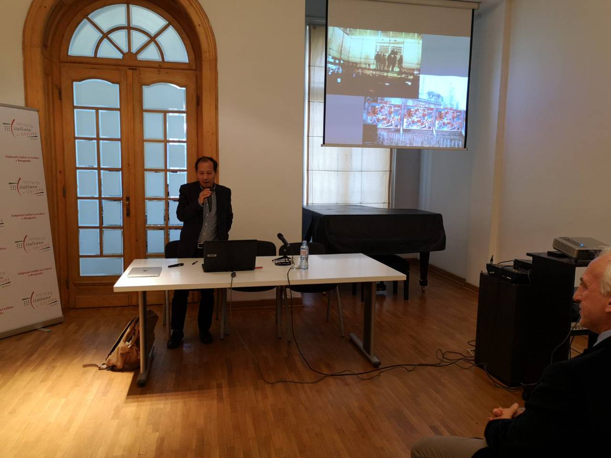 IICBelgrado's tweet image. In occasione della #GiornataDelContemporaneo oggi all'@IICBelgrado ospitiamo il workshop di #HouHanru, direttore artistico del @Museo_MAXXI di Roma / Radionica umetničkog direktora Muzeja MAXXI iz Rima povodom Dana savremene umetnosti #ItalianContemporaryArt  #VivereALLitaliana