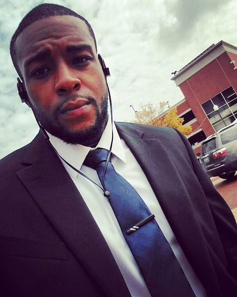 lhhalumnievents's tweet photo. Melvin Hoyer III Graduate c/o 2010, played football,ran track,&amp; Band. Graduated from Tuskegee University with a degree in Aerospace Engineering, Graduated from Auburn University with a Masters degree in Aerospace Engineering, Now working for the Boeing Co. as Systems Engineer. https://t.co/dV5crAkrhC
