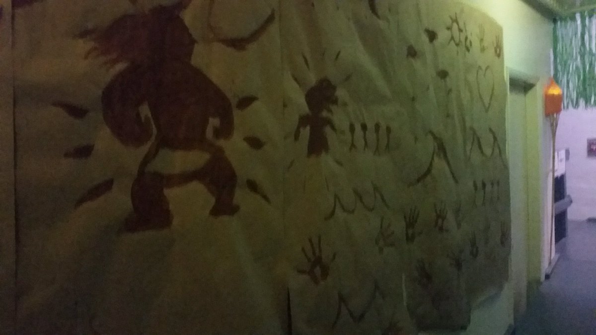 Pallotti_HS's tweet photo. #spiritweek #hallwaycompetitions #classcompetitions Sophomore Hallway: Moana #pallottihs #pantherpride #homecoming https://t.co/4mNEnSrsPL