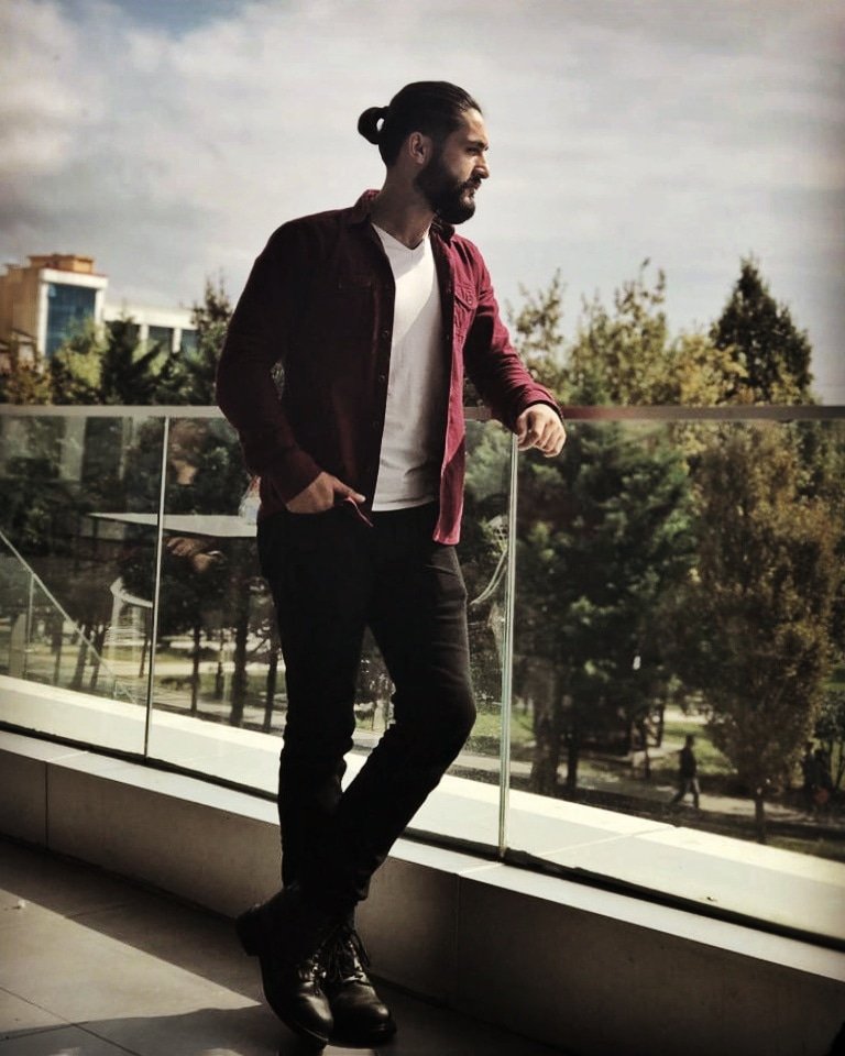 gencayy_k's tweet photo. #actor #actionman #beard #beards #beardman #set #setlife #instaactor #model #manfashion #film #director #kısafilm #shortmovie #body #bodybuilding #fitness #fitman https://t.co/iqVtV9Sgnx
