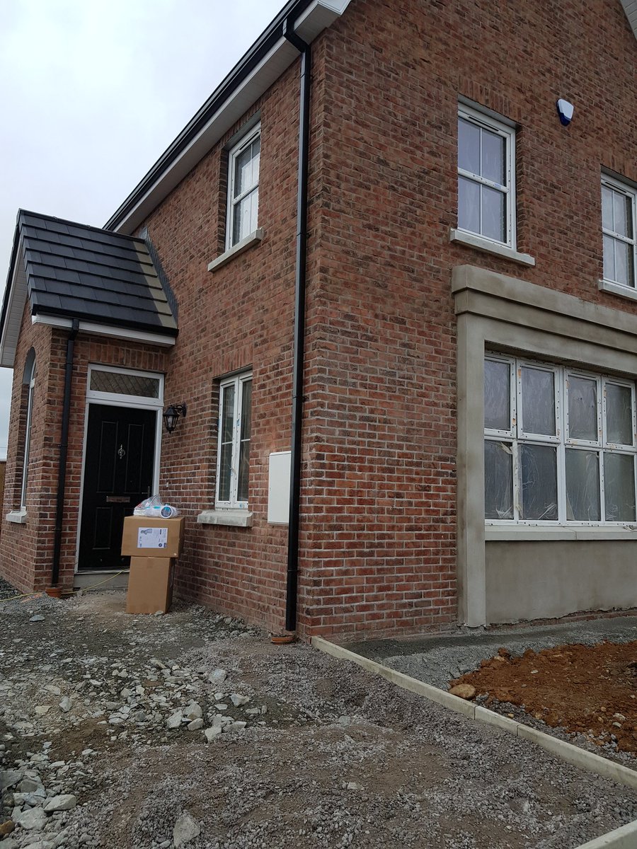 NeptuneBathing's tweet photo. Thanks to Niall and Laurence @Farrans99 for a sneak peak around Wallace Gardens Lisburn. Nearly there on the first of many Neptune Leak Free Enclosures to be installed. https://t.co/q9CX1YVyXD