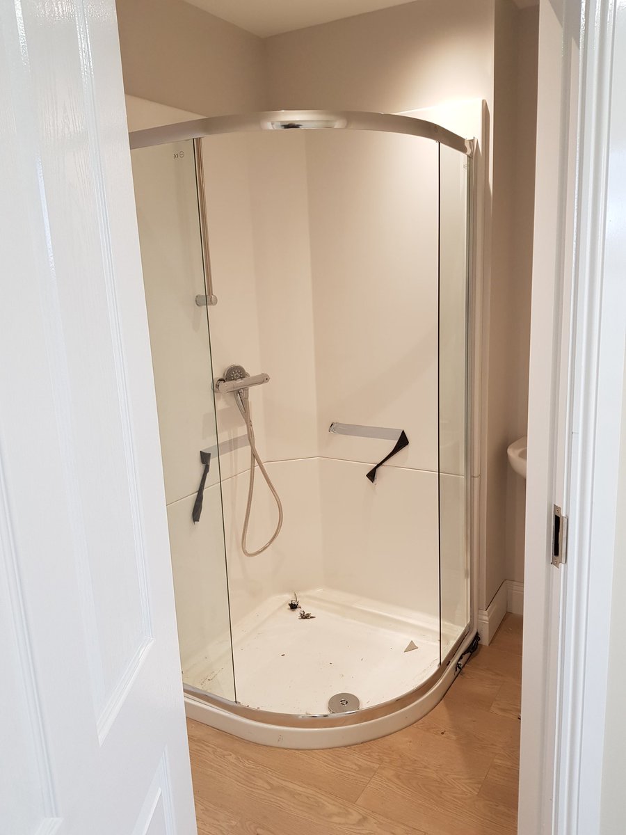 Thanks to Niall and Laurence @Farrans99 for a sneak peak around Wallace Gardens Lisburn. Nearly there on the first of many Neptune Leak Free Enclosures to be installed.