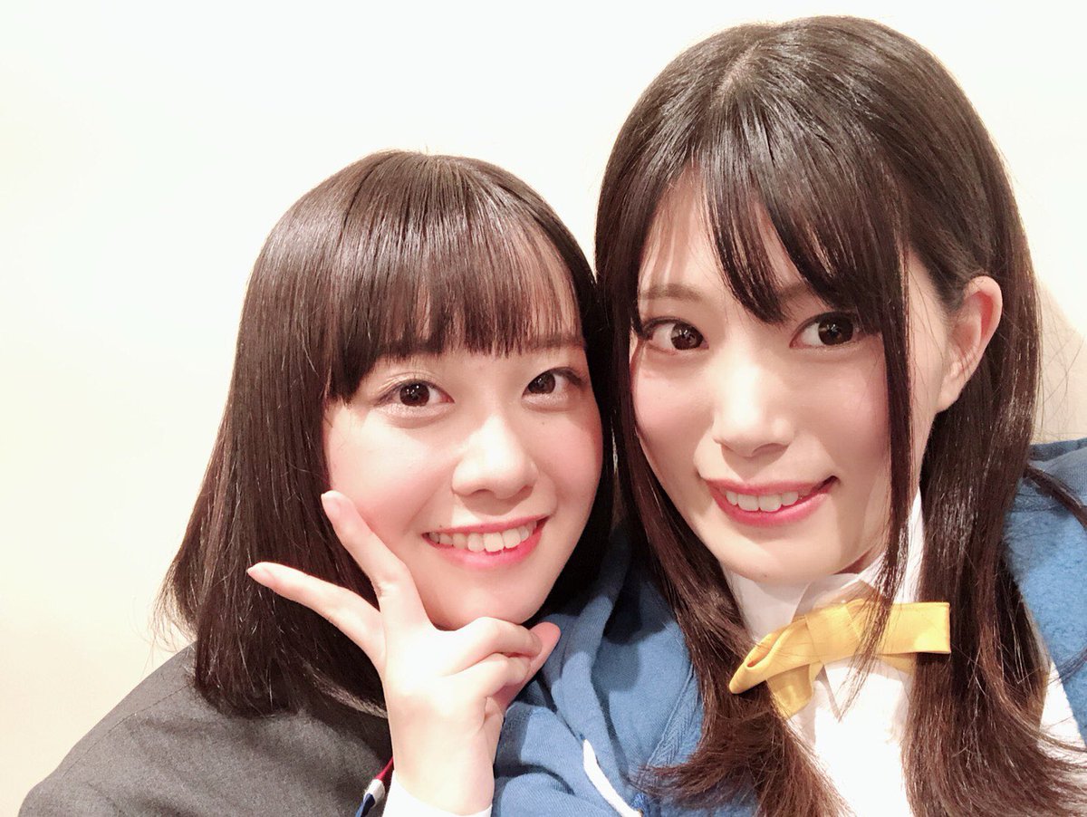 楠木ともり Official V Tvittere みんな写真あげてるから私もあげちゃうよ ほい かおりんとちぇみ子とまりあんぬだよ 両手にお花 冬服になったどーい 楠木ともり Official V Tvittere みんな写真あげてるから私もあげちゃうよ ほい かおりんとちぇみ子とまりあんぬだよ 両手にお花 冬服になったどーい