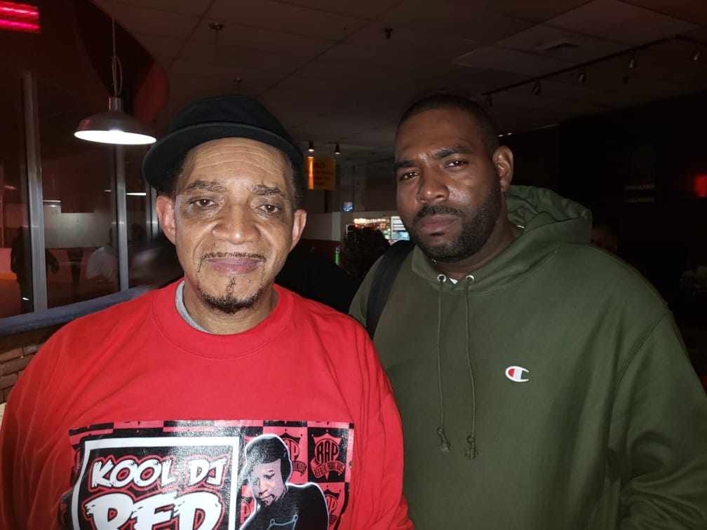 Champagne_Cost's tweet photo. Like Father Like Son................2/3rds Of Tha Kool Connection (TKC Unit).
#RedAlert35YEARRRS #TheKoolestLegend #KoolDjRedAlert #AllAboutThaMoney #Drilling2TheSafe #ThaKoolConnect #2Kool4Tv https://t.co/2ksJBDvjix
