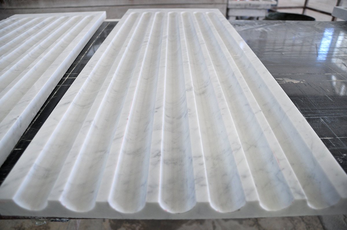BalderiPier's tweet image. Pilasters for a chapel in White Carrara. For more info, please contact us at info@balderipierlorenzo.com #Balderi #pilasters #architecture #Italianarchitecture #MadeInItaly #designers #chapel #Carraramarble #marble #stone #stoneideas #stonelovers #marblelovers #carvingmarble