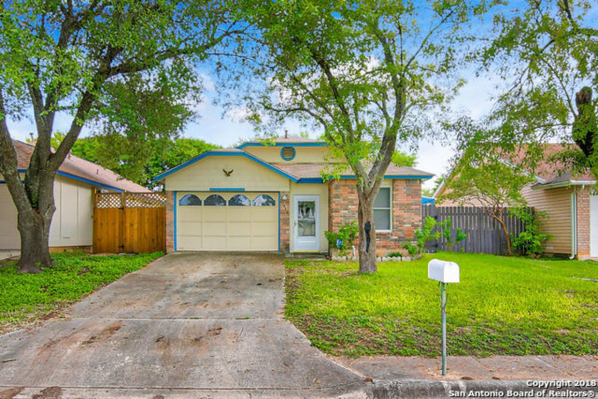 ZachCastillo's tweet photo. Just Listed in #SanAntonio #TX. 7414 Hardesty! Please retweet!  https://t.co/fjgEfP6NjS https://t.co/8chu7gZA9q