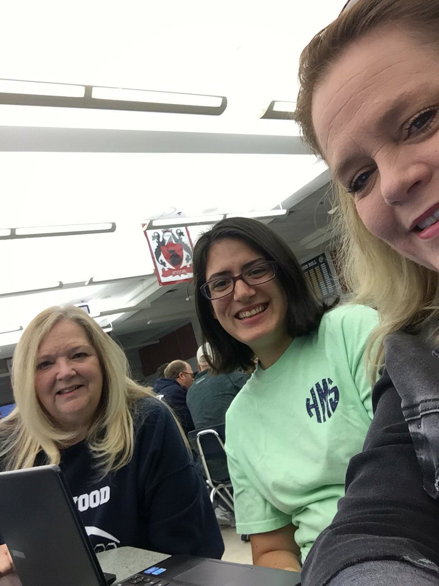 HillwoodMS's tweet photo. HMS staff learn about Google breakout! https://t.co/jqeuVMuuZD