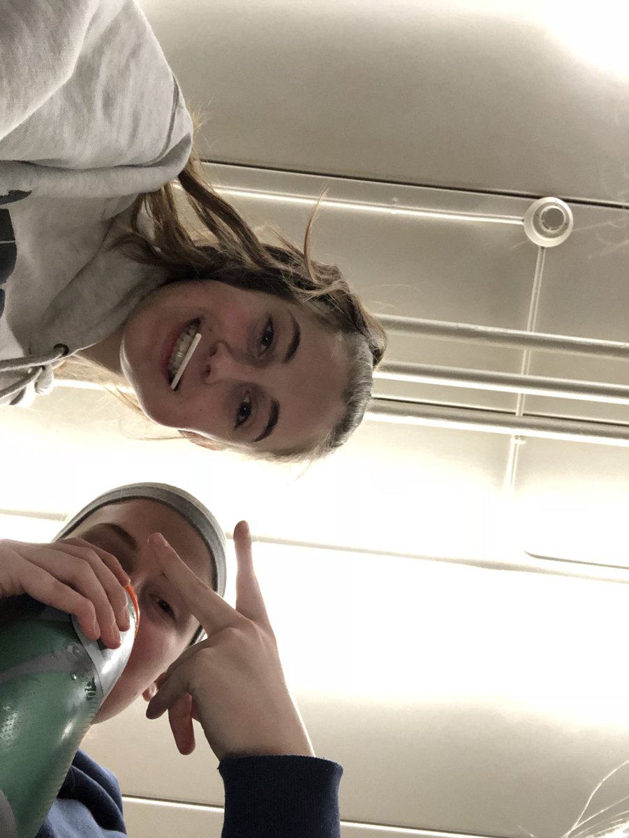 krista_harbart's tweet photo. Happy birthday @maciieplagens I miss you so much moosie. I hope you have an amazing day. Love you 💖🎁🎉🎊 https://t.co/GDw7o4iwuB