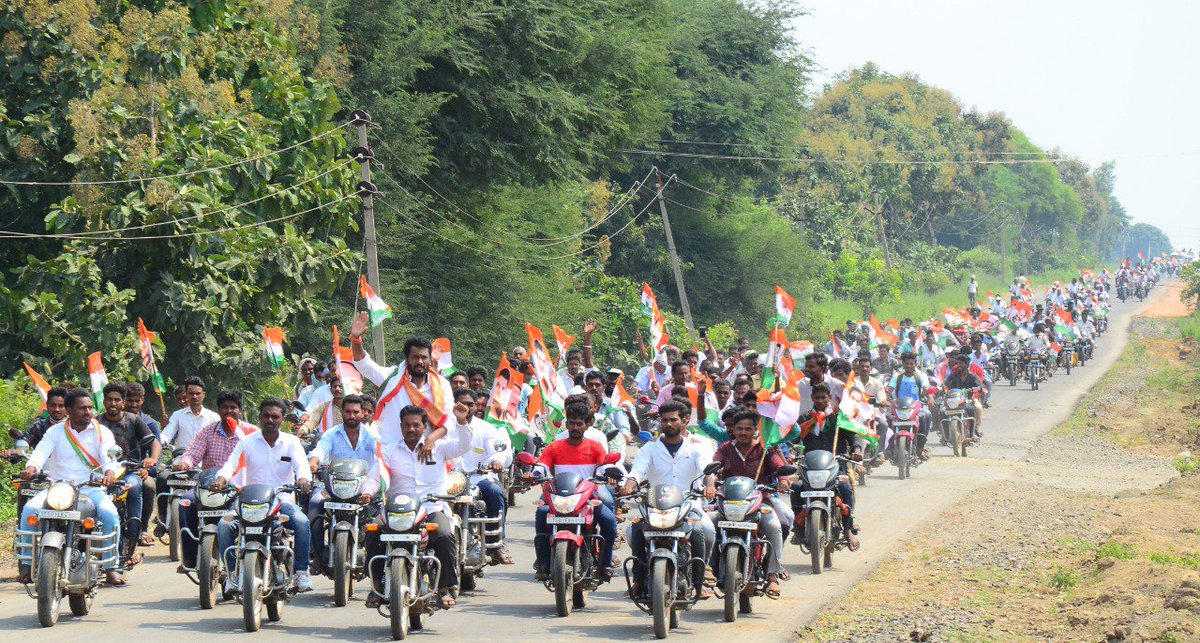 MdSaddamINC's tweet photo. #TodayBoathBikeRally
#BoathConstituency
#NextBoathMLA_ANILANNA @UttamTPCC @revanth_anumula @MaheshreddyDCC @SabithaIndra @YoursBhatti @Raahhul4 @RahulGandhi @rckhuntiainc @Dhanraj89638850 https://t.co/Mh33U5zJ3j