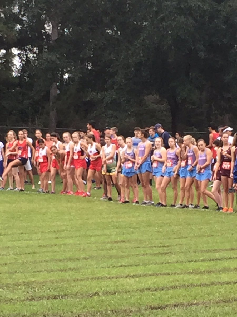 Race Day Bears!  Girls on the line and ready to go.