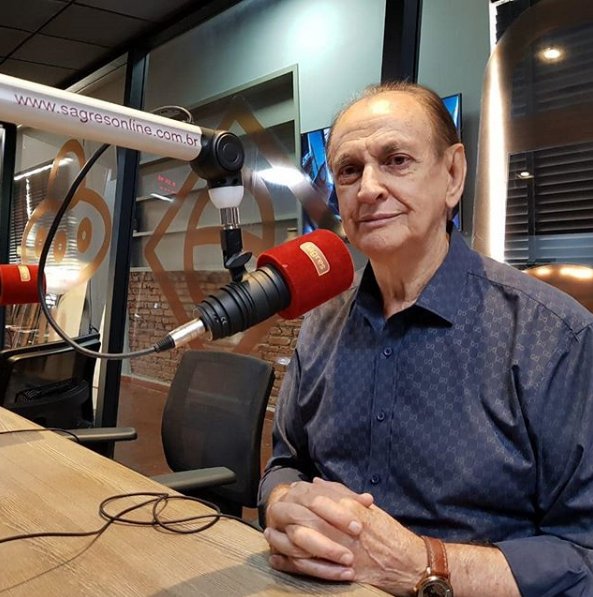 ServidataArg's tweet photo. Capuchones realizados para Rádio 730 Sagres - #Brasil 🎤📺
Gracias por confiar en #Servidata 👏
Nos gustaría saber tu opinion, que te parecen los paravientos personalizados?
#Cubremic #Capuchones #Paraviento #MicFoam #Svdt #Radio #Tv #Producionaudiovisual #Television https://t.co/fipyb32Rn3