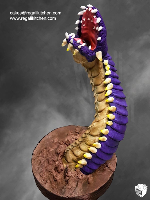 RegaliKitchen's tweet photo. Making a #cake is like a #DnD quest; we go through different adventures, heroic battles, &amp; daring rescues to bring each fantasy cake to reality.
#CriticalHit #dungeonsanddragons #dndcake #gamers #gamerscake #gamingcake  #geek #geekcake #rpg #purpleworm #d20 #monsters @Wizards_DnD https://t.co/hVb9i7OUwS