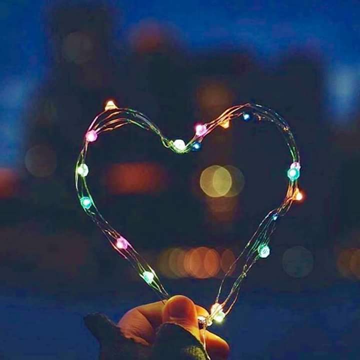 M__89s's tweet photo. طش بيه ندى حديثات 🍃
واهس شوك متعوب بتفاصيلك..
#بوح
#قروب_صمتي
#صوت_الحق_للدعم 
#دفئ_الخواطر_للدعم 
#لهفة_شوق https://t.co/uCo0koL8XH