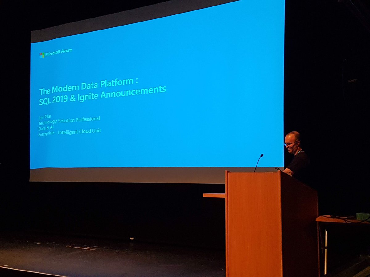 kevriley's tweet image. In 2014 I was up onstage preparing to speak at #SQLRelay and spotted @ianpike in the room early doors. 4 years on and it's reversal of positions #DataRelay