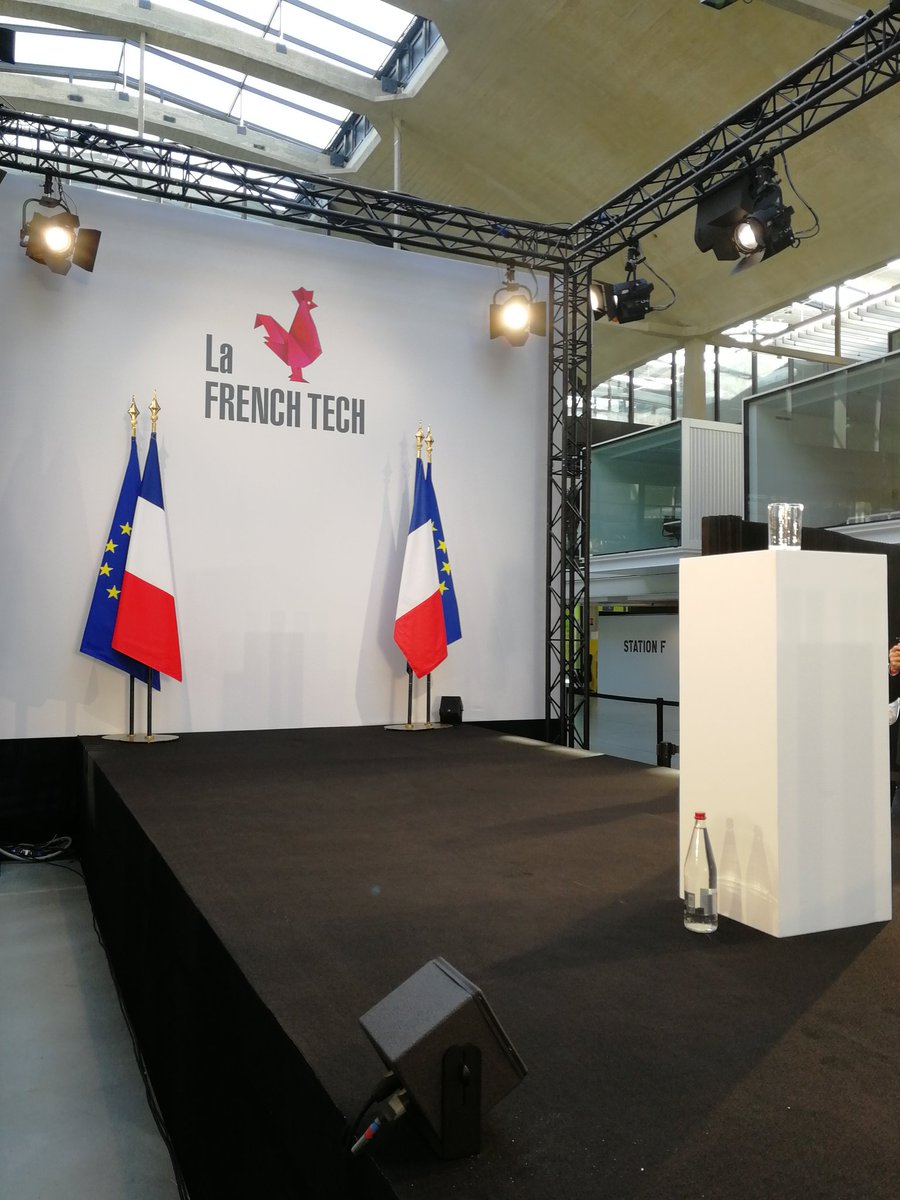 OneCozer's tweet photo. Here we go! FrenchTech Conference #STATIONF #FrenchTech Waiting for Mr President ... https://t.co/J0dWAwvB6W