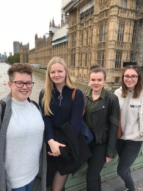NHS_Sixth_Form's tweet photo. An informative and exciting year 12 trip to @UKParliament yesterday. Thank you Mrs M
#lookingregal https://t.co/hApiAy4QQc