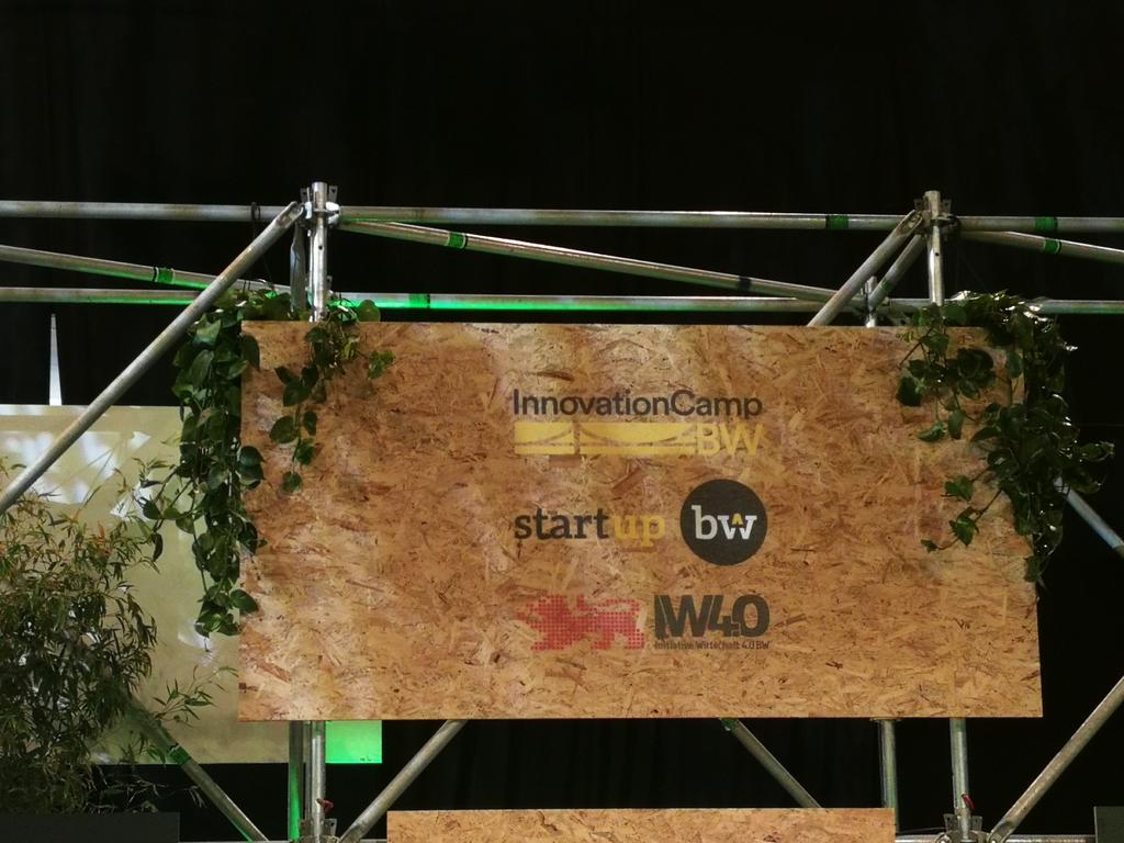 geospin's tweet photo. @geospin 3 minute pitch at @ElevatorPitchBW #lounge #newNewFestival
#geospinfairs #code_n #intelligenceXO https://t.co/MY3OoYKVPu