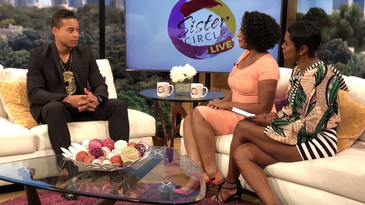 sistercircletv's tweet photo. #TooFineTuesday is really just ... CAN WE MAKE THIS A THEME?! πππ.
.@therobertrichar
.@tvonetv https://t.co/wAma9QC8c5