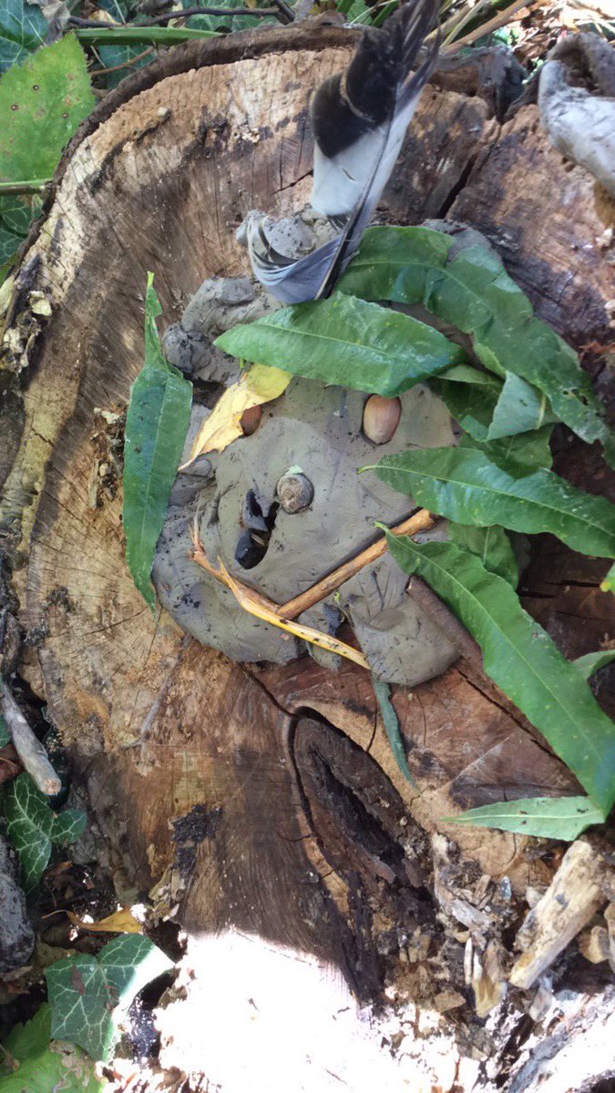 oaktreehatters's tweet photo. We are making tree spirits from clay to protect our woodland. https://t.co/gyBiwg4hd2