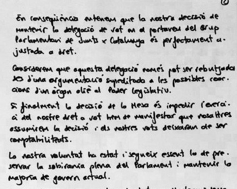 Los diputados suspendidos de JxCat manifiestan por carta que prefieren perder la mayoría a ser sustituidos